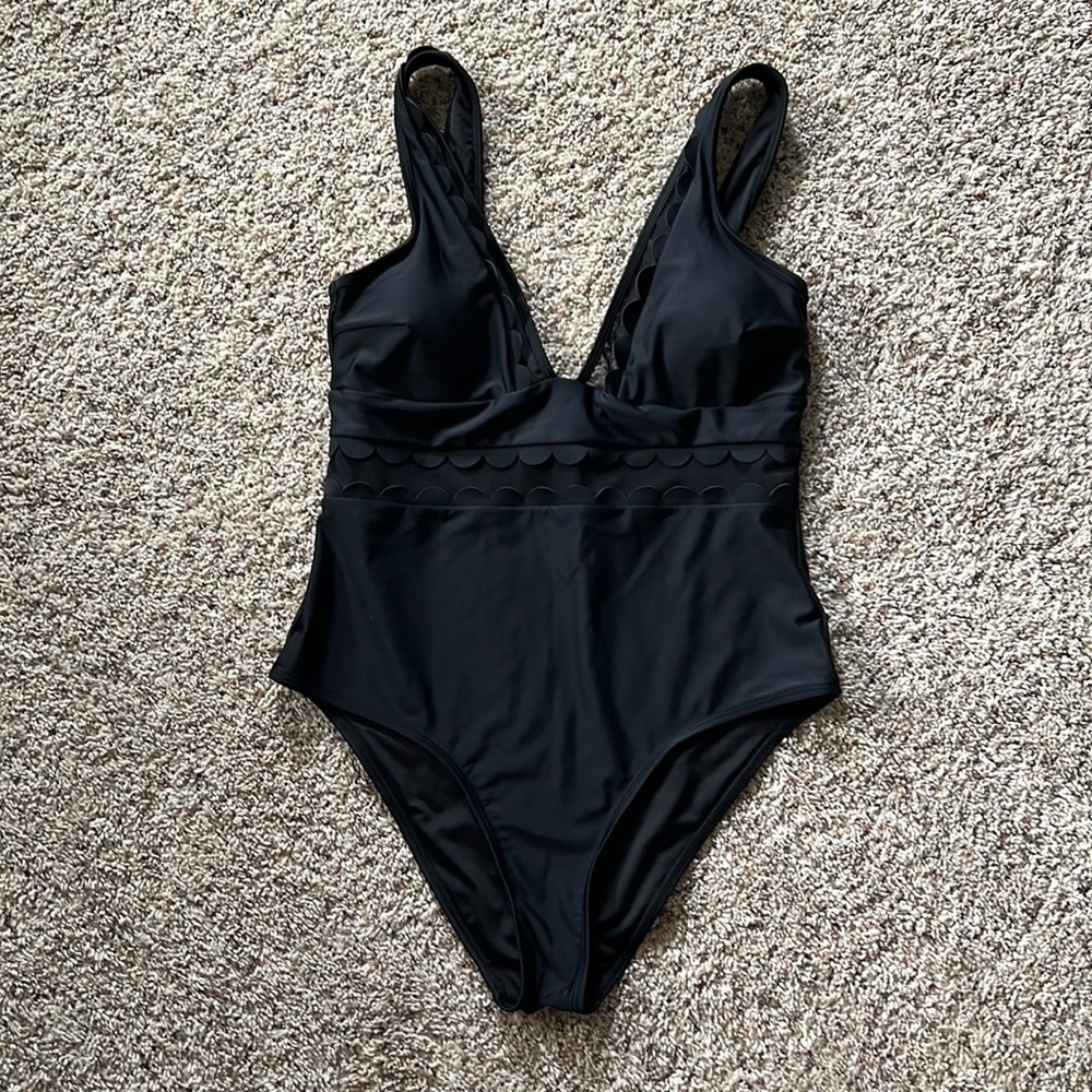 Cupshe black one piece suit